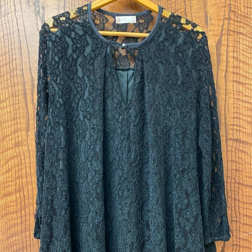 ALTAR’D State black long sleeve cut out‎ scoop neck lace mini dress